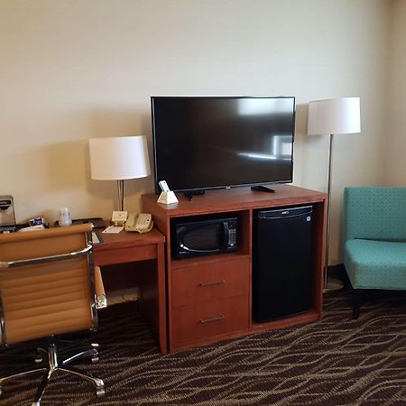 Best Western Plus Durham Hotel & Conference Centre Oshawa Eksteriør bilde