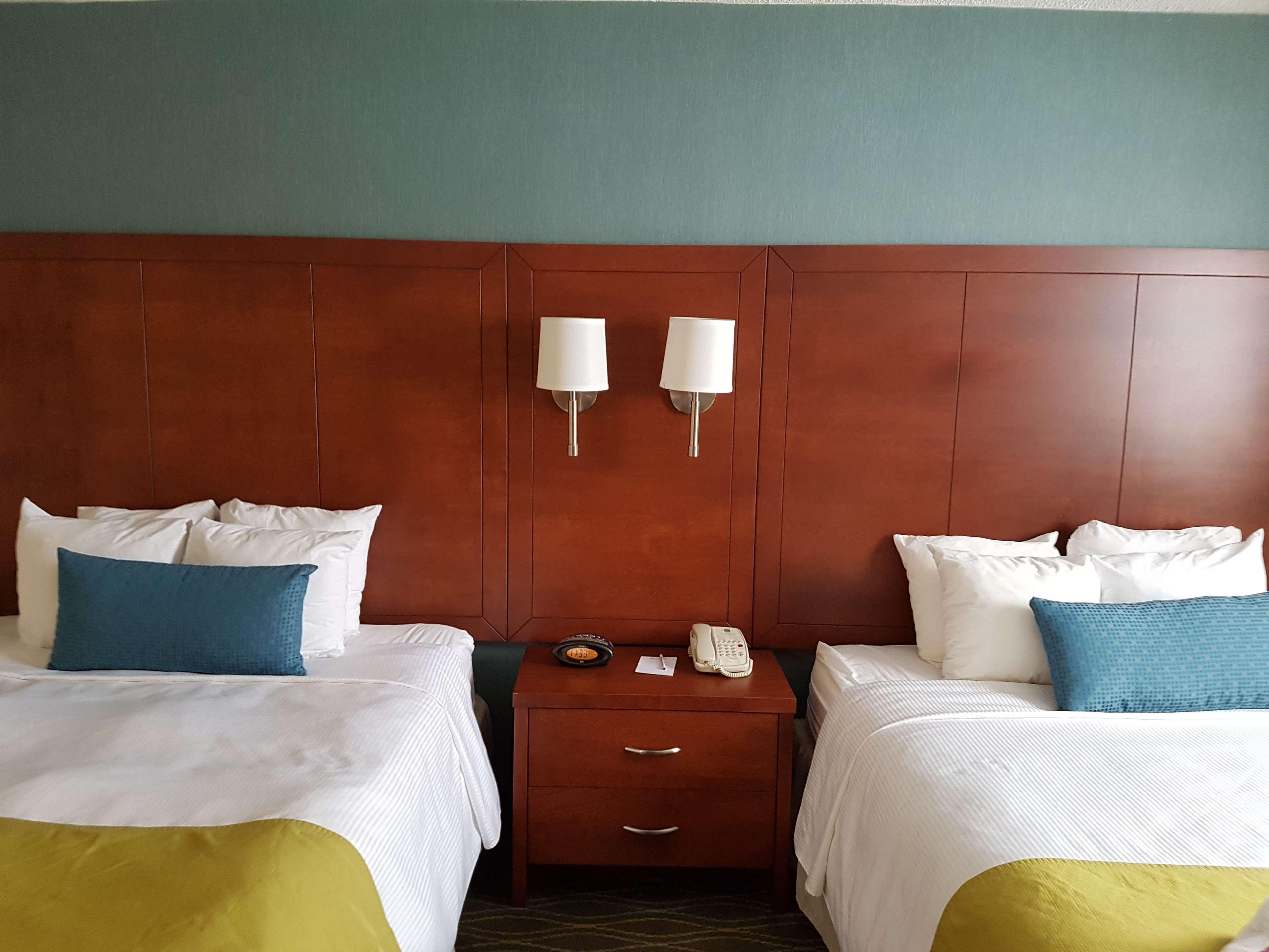 Best Western Plus Durham Hotel & Conference Centre Oshawa Eksteriør bilde