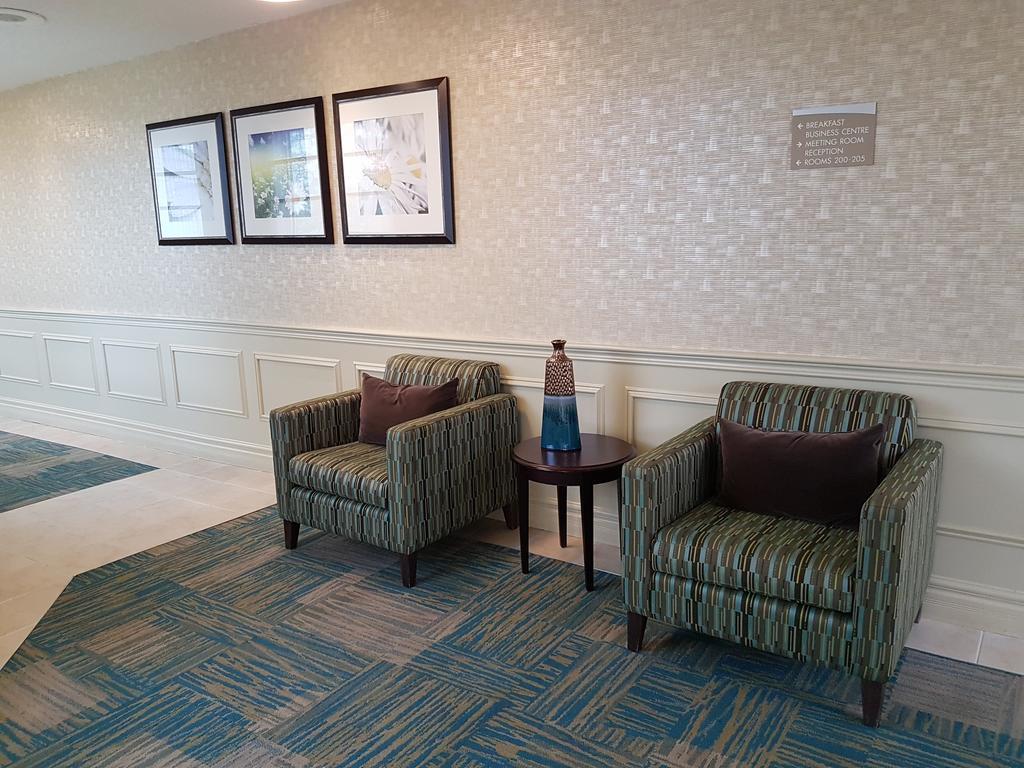 Best Western Plus Durham Hotel & Conference Centre Oshawa Eksteriør bilde